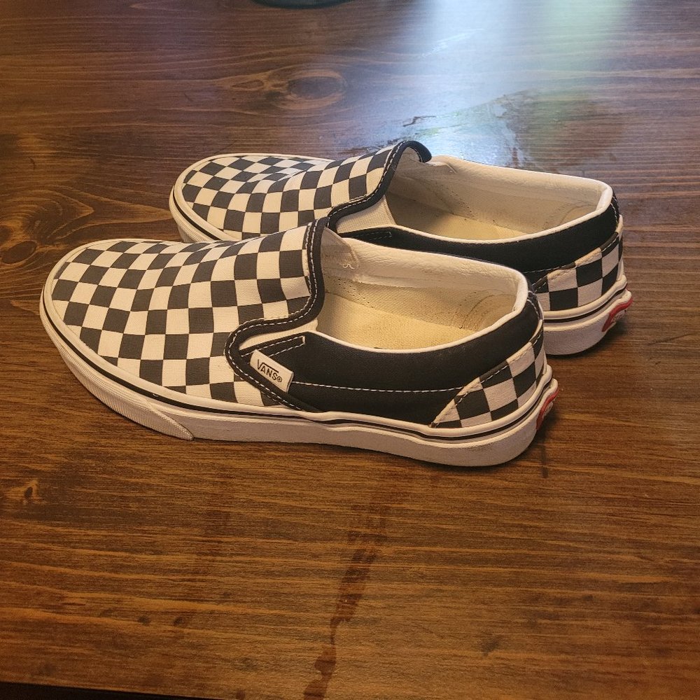 Vans Checkerboard Classic Slip-On  Size: 6.0 Boys = 7.5 Women